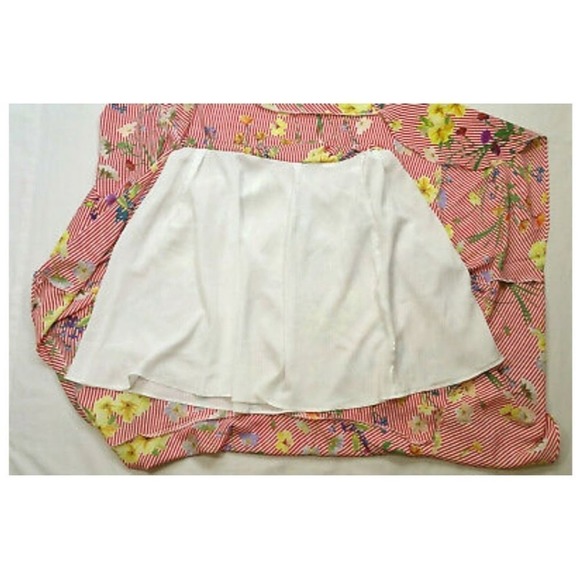 Calvin Klein red striped floral asymmetrical handkerchief hem skirt plus Size 2X - Picture 6 of 7